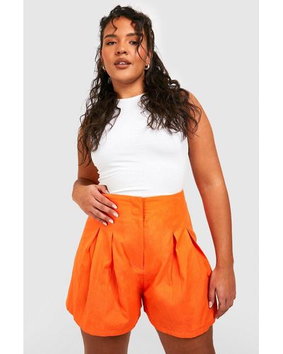 Boohoo Pantalón Corto Plus De Lino Plisado - Naranja