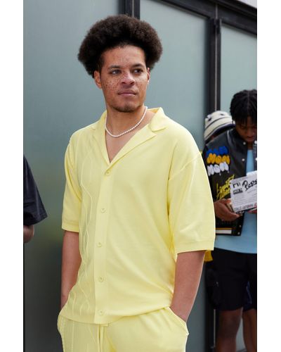 BoohooMAN Oversized Knitted Open Cable Shirt - Yellow