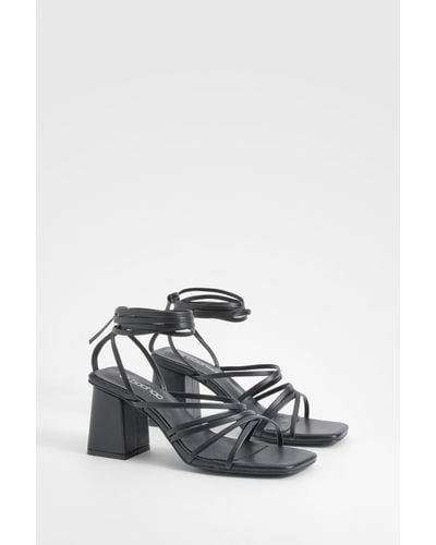 Boohoo Low Block Strappy Tie Up Sandals - White