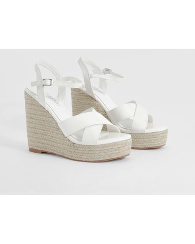 Boohoo Wide Fit Crossover High Wedges - White