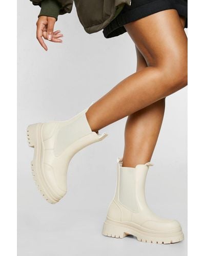 Boohoo Chunky Wave Sole Chelsea Boots - White