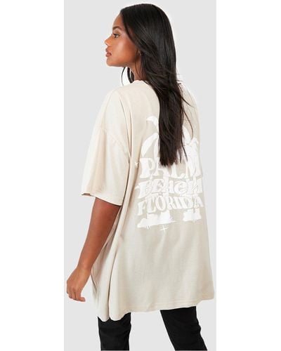 Boohoo Camiseta Súper Oversize Con Estampado De Palmeras En La Espalda - Neutro