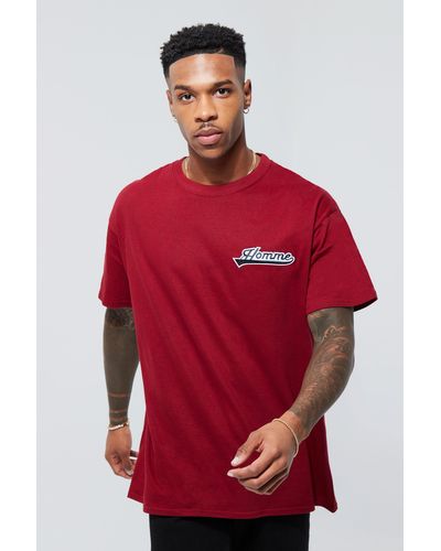BoohooMAN Oversize T-Shirt mit Applikation - Rot