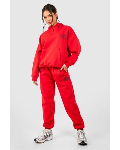 Boohoo Petite Dsgn Embroidered Tracksuit - Rojo