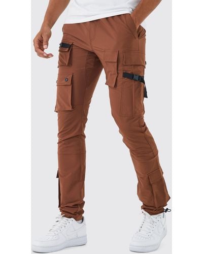 Boohoo Elasticated Waist Slim Multi Cargo Strap Trouser - Brown