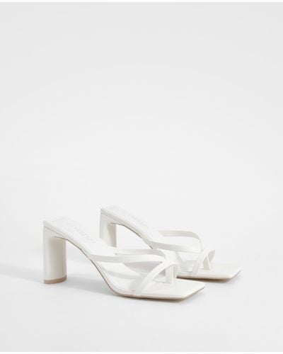 Boohoo Wide Fit Toe Post Heeled Mules - White