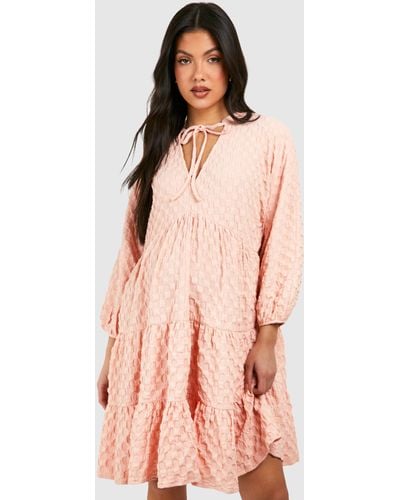 Boohoo Maternity Textured Tiered V Neck Smock Dress - Pink