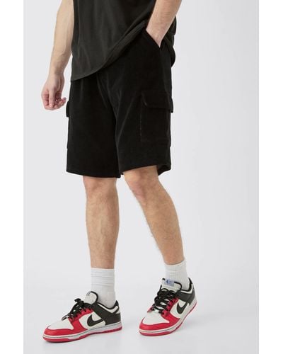 BoohooMAN Tall Elasticated Waist Velour Cargo Shorts - Black