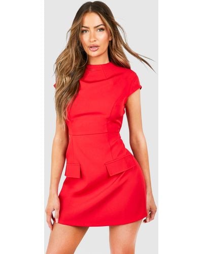 Boohoo High Neck Structured Tailored Mini Dress - Rojo