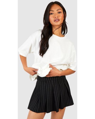 Boohoo Pinstripe Pleated Mini Skirt - White