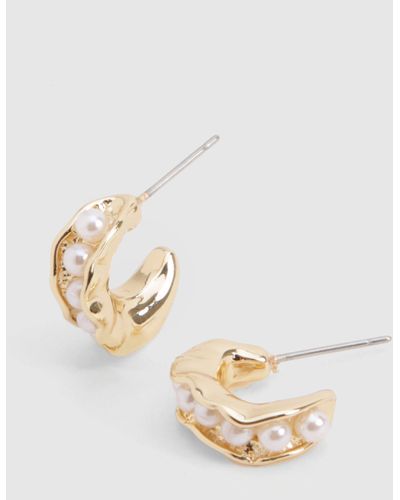 Boohoo Pearl Hammered Hoop Earrings - Metallic