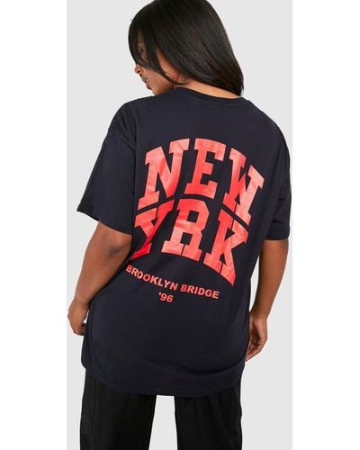 Boohoo Plus New York Back Print T-Shirt - Rojo