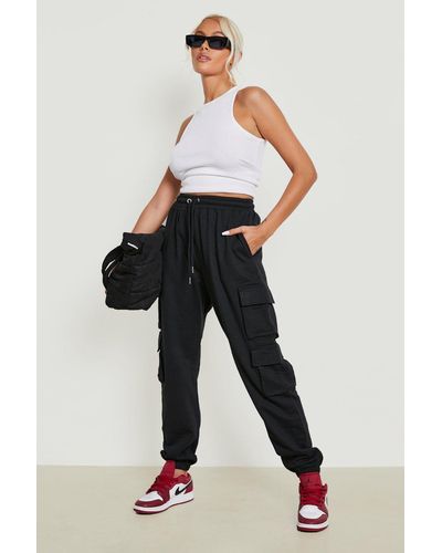 Boohoo Pantalón Deportivo Oversize Con Bolsillos Cargo - Negro