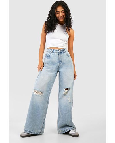 Boohoo Ripped Knee Distressed Relaxed Straight Leg Jeans - Blue