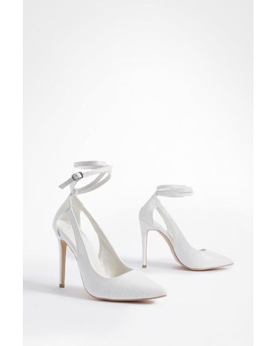 Boohoo Cut Out Detail Lace Up Pumps - White