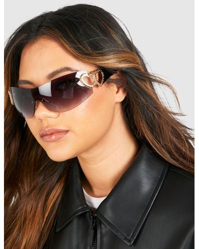 Boohoo Heart Frame Visor Sunglasses - Black