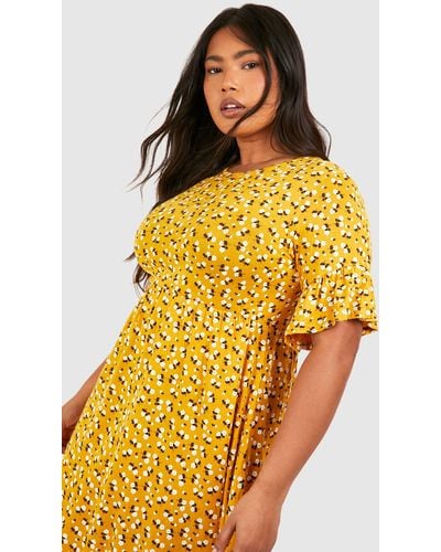 Boohoo Plus Ditsy Floral Smock Dress - Yellow