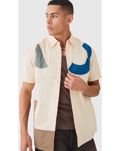 BoohooMAN Short Sleeve Oversized Poplin Shapes Applique Shirt - Natur