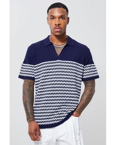 BoohooMAN V Neck Striped Knitted Polo - Blue