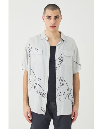 BoohooMAN Short Sleeve Oversized Viscose Line Bird Shirt - Grau