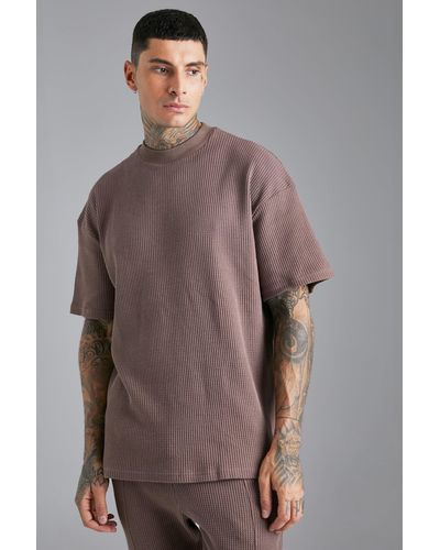 Boohoo Oversized Extended Neck Waffle T-shirt - Brown