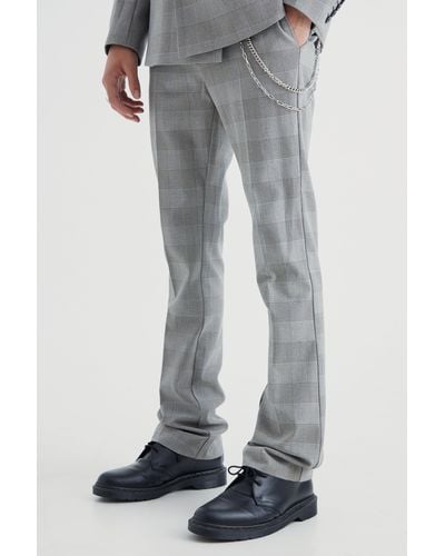 BoohooMAN Skinny Flare Pow Check Trouser With Chain - Gray