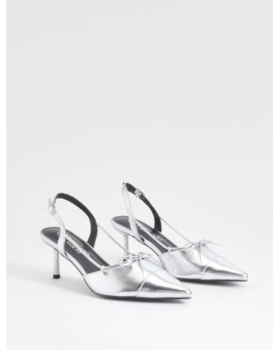 Boohoo Wide Fit Bow Detail Toe Cap Court Shoes - White
