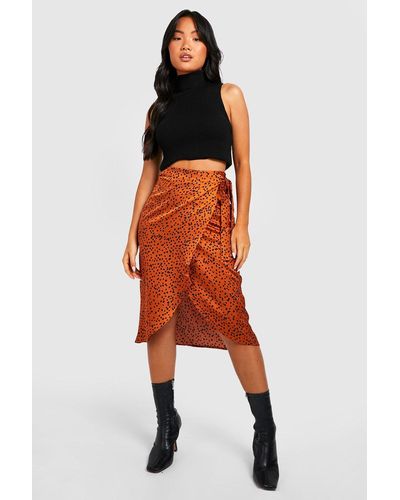 Boohoo Petite Printed Satin Wrap Skirt - Orange