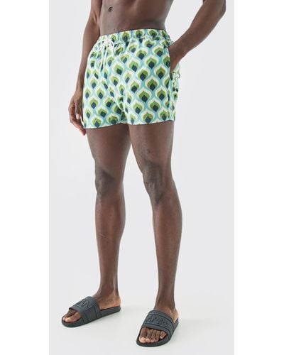 BoohooMAN Short Length Geometric Swim Short - Grün