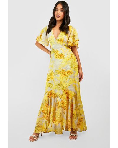 Boohoo Petite Floral Print Angel Sleeve Maxi Dress - Yellow