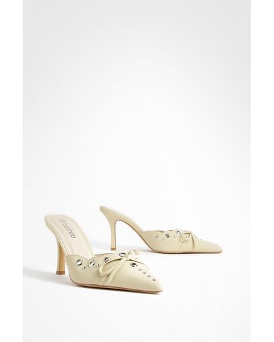 Boohoo Bow Eyelet Detail Low Stiletto Heeled Court Mules - Natural