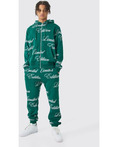BoohooMAN Limited Edition Script All Over Print Zip Hooded Tracksuit - Green