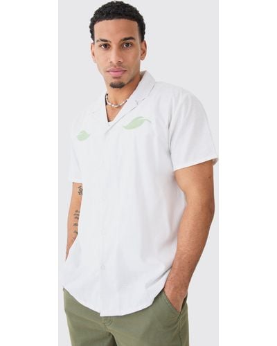 BoohooMAN Oversized Linen Look Leaf Embroidered Shirt - Weiß