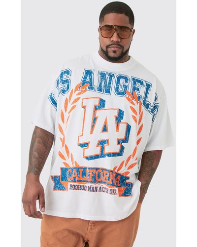 BoohooMAN Plus Los Angeles Over The Seam Graphic T-shirt In White - Gray