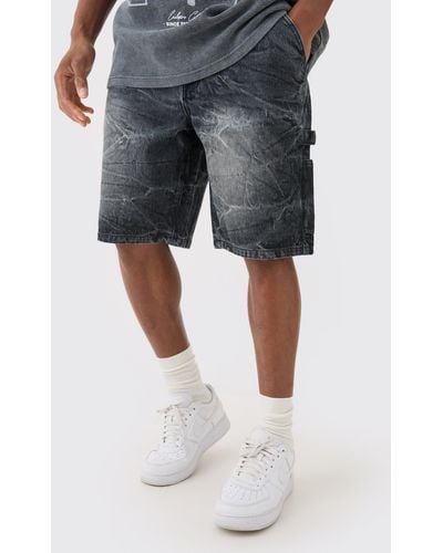 BoohooMAN Relaxed Rigid Carpenter Crinkle Denim Shorts In Washed Black - Blue