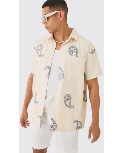 BoohooMAN Oversized Soft Twill Paisley Embroidered Shirt - Natur