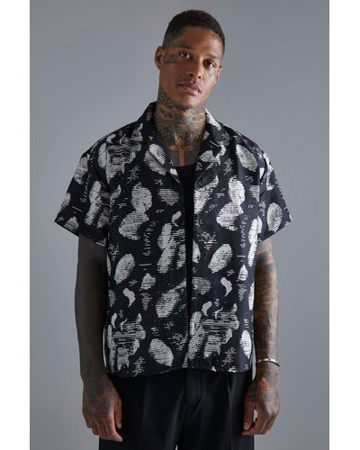 Boohoo Short Sleeve Boxy Jacquard Abstract Shirt - Gray