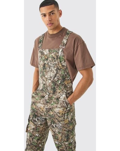 BoohooMAN Forest Camo Cargo Pocket Relaxed Dungarees - Green