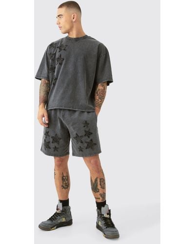 BoohooMAN Oversized Acid Wash Denim Stars Applique T-shirt & Shorts Set - Gray
