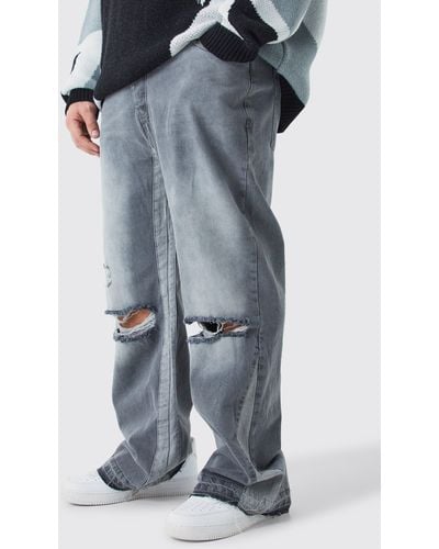 BoohooMAN Plus Relaxed Rigid Gusset Flare Washed Ripped Jeans - Blue