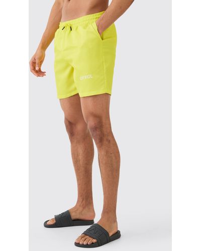 BoohooMAN Ofcl Mid Length Trunks - Yellow