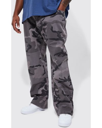 BoohooMAN Plus Waist Relaxed Washed Camo Trouser - Grey