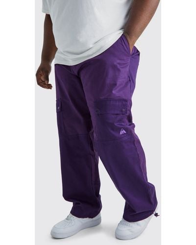 BoohooMAN Plus Relaxed Fit Color Block Tonal Branded Cargo Trouser - Purple