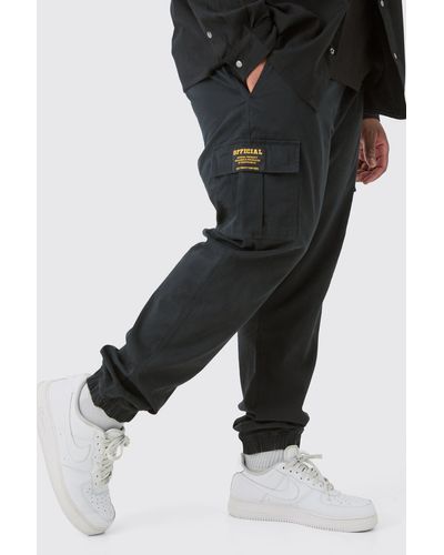 BoohooMAN Plus Elastic Waist Twill Slim Fit Cargo Tab Trousers - Black