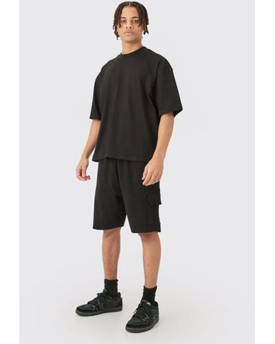 BoohooMAN Oversized Boxy Heavyweight T-shirt & Ribbed Cargo Shorts Set - Black