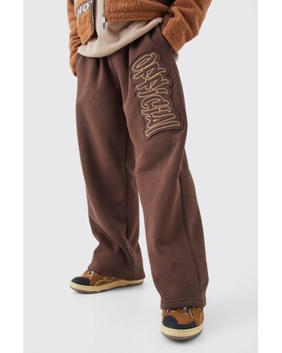 Boohoo Official Applique Wide Fit Jogger - Brown