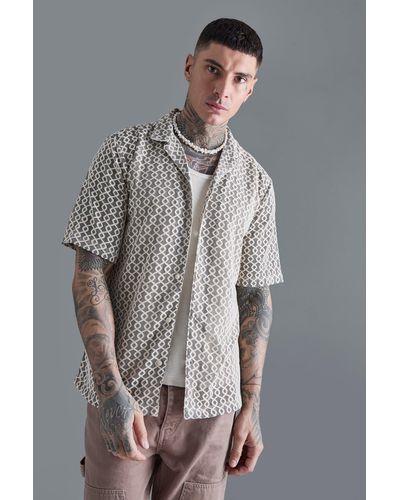 BoohooMAN Tall Short Sleeve Drop Revere Abstract Open Weave Shirt - Gray