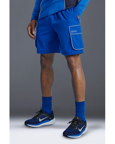 BoohooMAN Man Active Shorts mit reflektierendem Detail - Blau