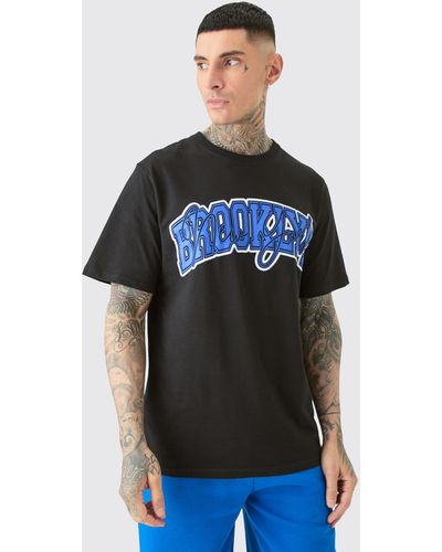 BoohooMAN Tall Brooklyn Varsity Print T-shirt - Black