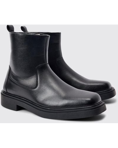 BoohooMAN Pu Square Toe Zip Up Boot In Black